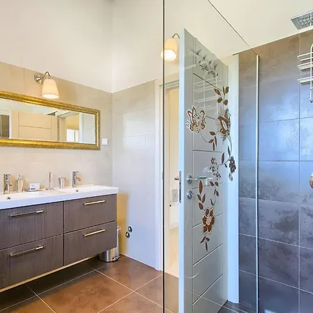 Bianchera 度假居 波雷奇